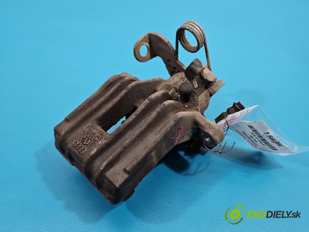 Seat Exeo 2.0 tdi 143 HP manual 105 kW 1968 cm3 5- brzdič zadné pravý  (Kľučka dverí ostatné)