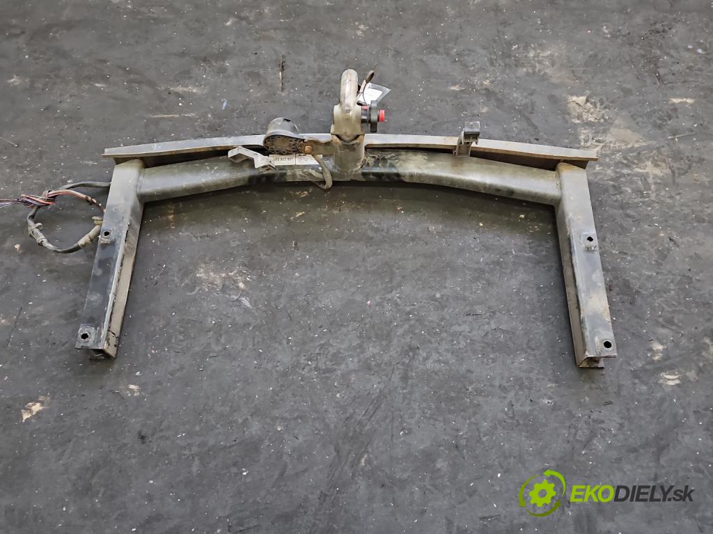 Seat Exeo 2.0 tdi 143 hp manual 105 kW 1968 cm3 5- oko tažné 3R0803881 (Tažné zařízení)