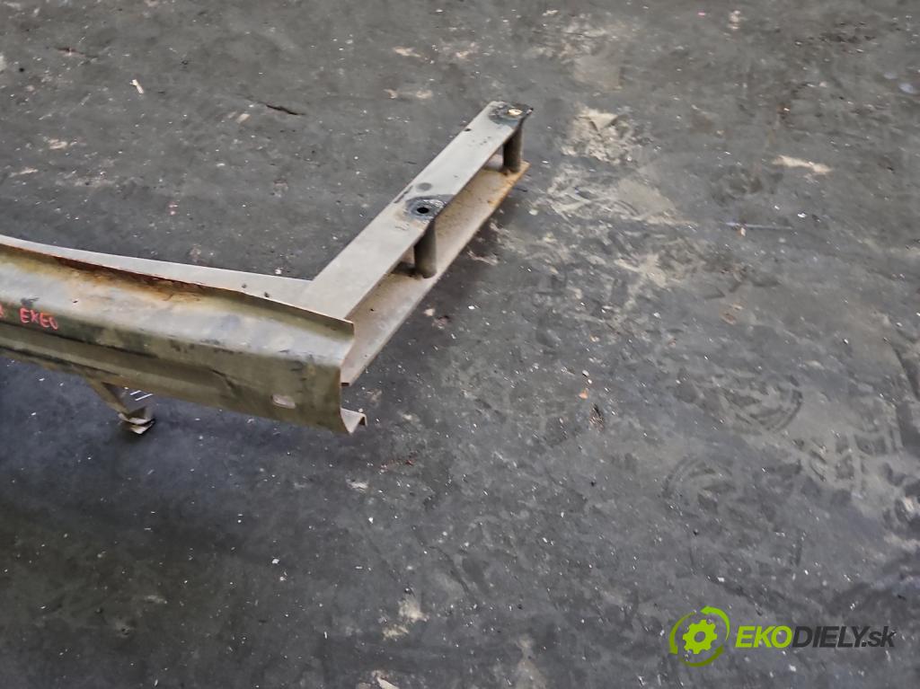 Seat Exeo 2.0 tdi 143 hp manual 105 kW 1968 cm3 5- oko tažné 3R0803881 (Tažné zařízení)