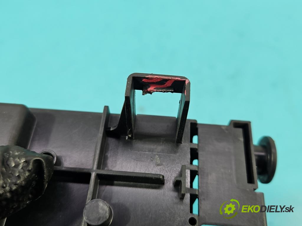 Citroen C4 Grand picasso I 2006-2013 2.0 hdi 136 HP automatic 100 kW 1997 cm3 5- riadiaca jednotka ostatné 9664055680