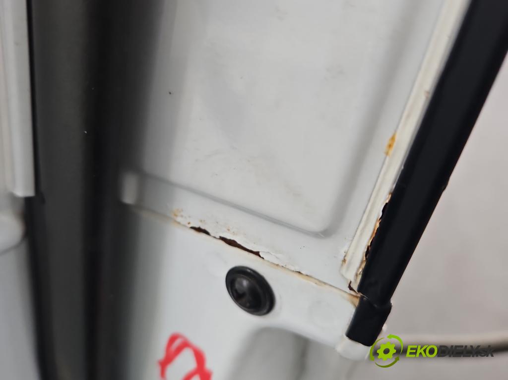 Kia Sportage III 2010-2015 2.0 crdi 184 hp automatic 135 kW 1995 cm3 5- dveře přední pravé  (Klika dveří ostatní)