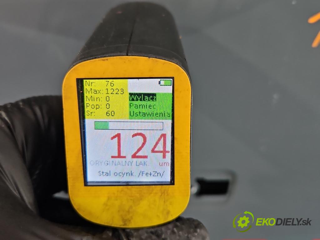 Renault Trafic III 2014 - 2.0 dci 120 hp manual 88 kW 1997 cm3 5- dveře přední pravé  (Klika dveří ostatní)