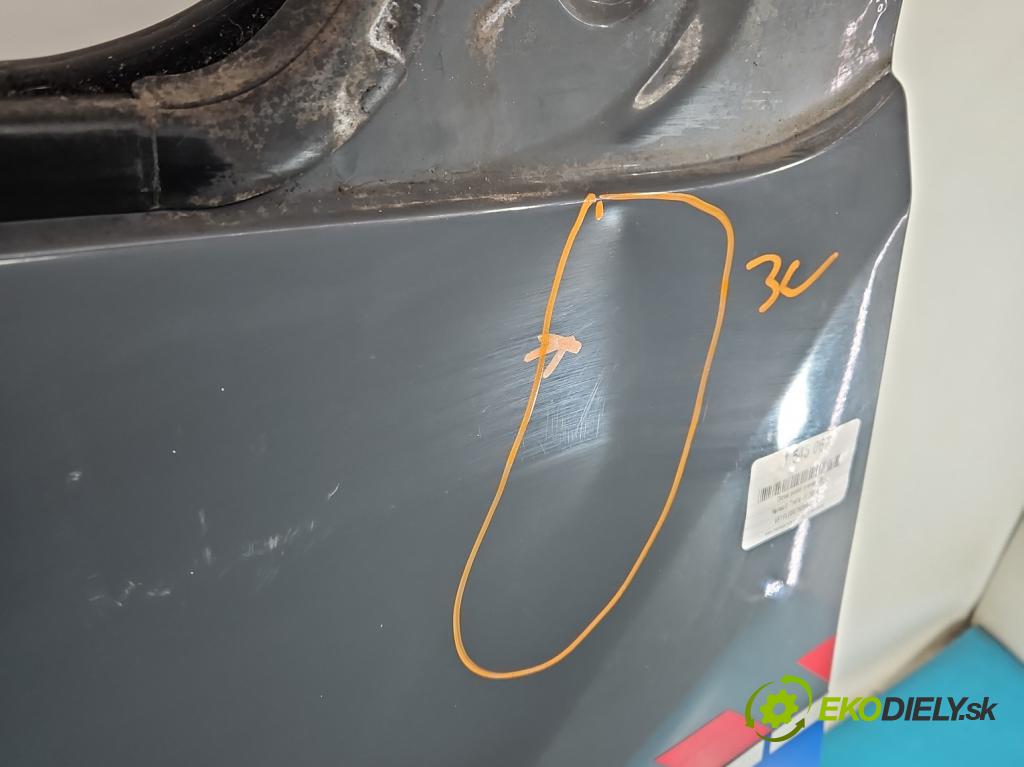 Renault Trafic III 2014 - 2.0 dci 120 hp manual 88 kW 1997 cm3 5- dveře přední pravé  (Klika dveří ostatní)