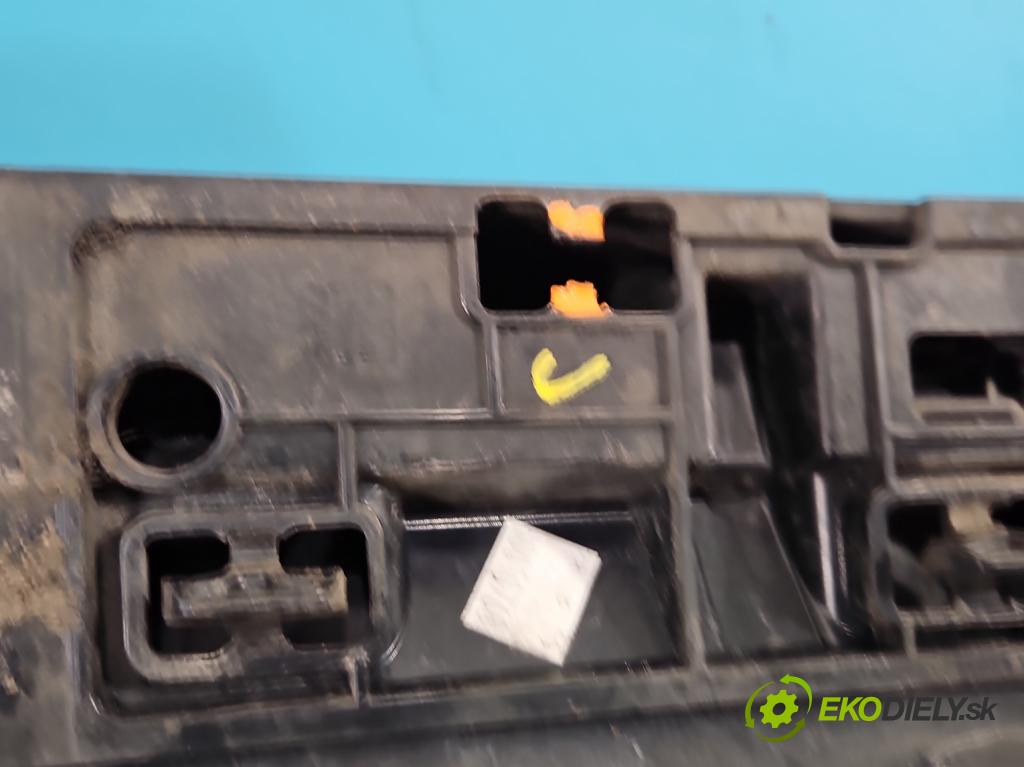 Renault Trafic III 2014 - 2.0 dci 120 HP manual 88 kW 1997 cm3 5- miežka