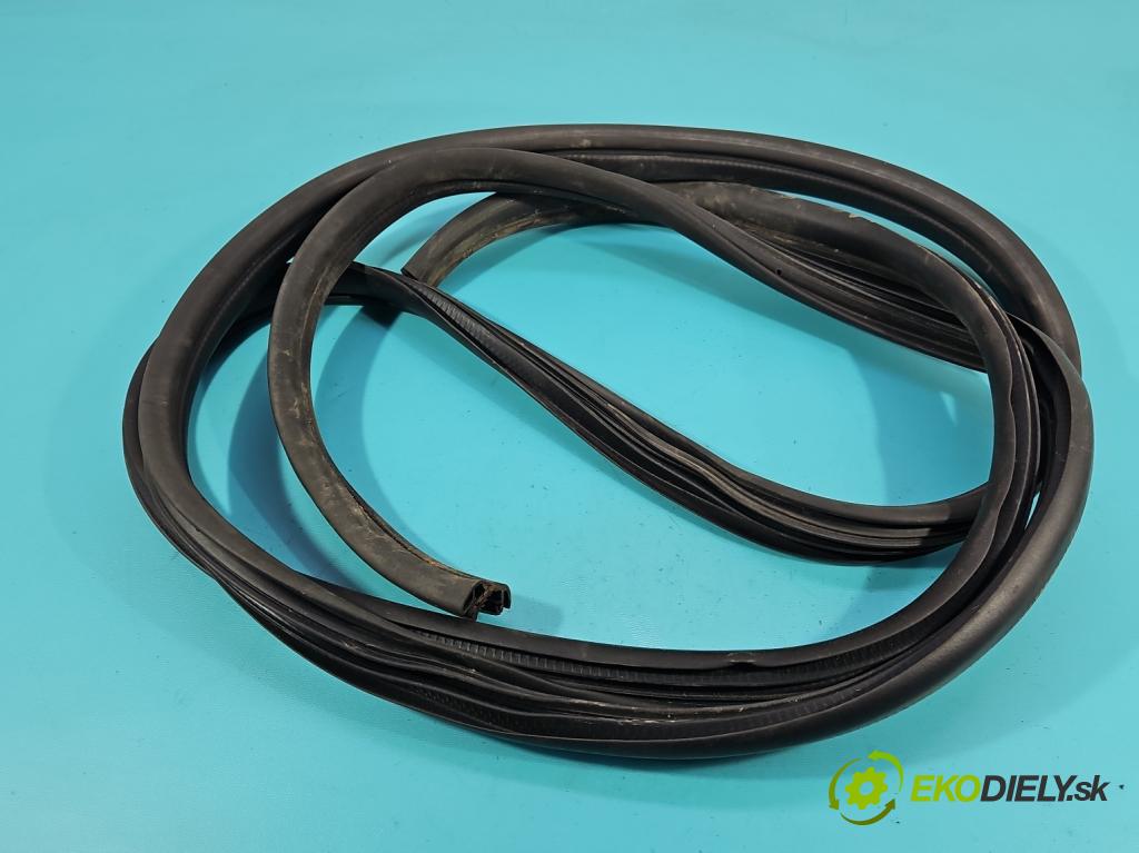 Renault Trafic III 2014 - 2.0 dci 120 hp manual 88 kW 1997 cm3 5- Těsnění: dveře přední pravé