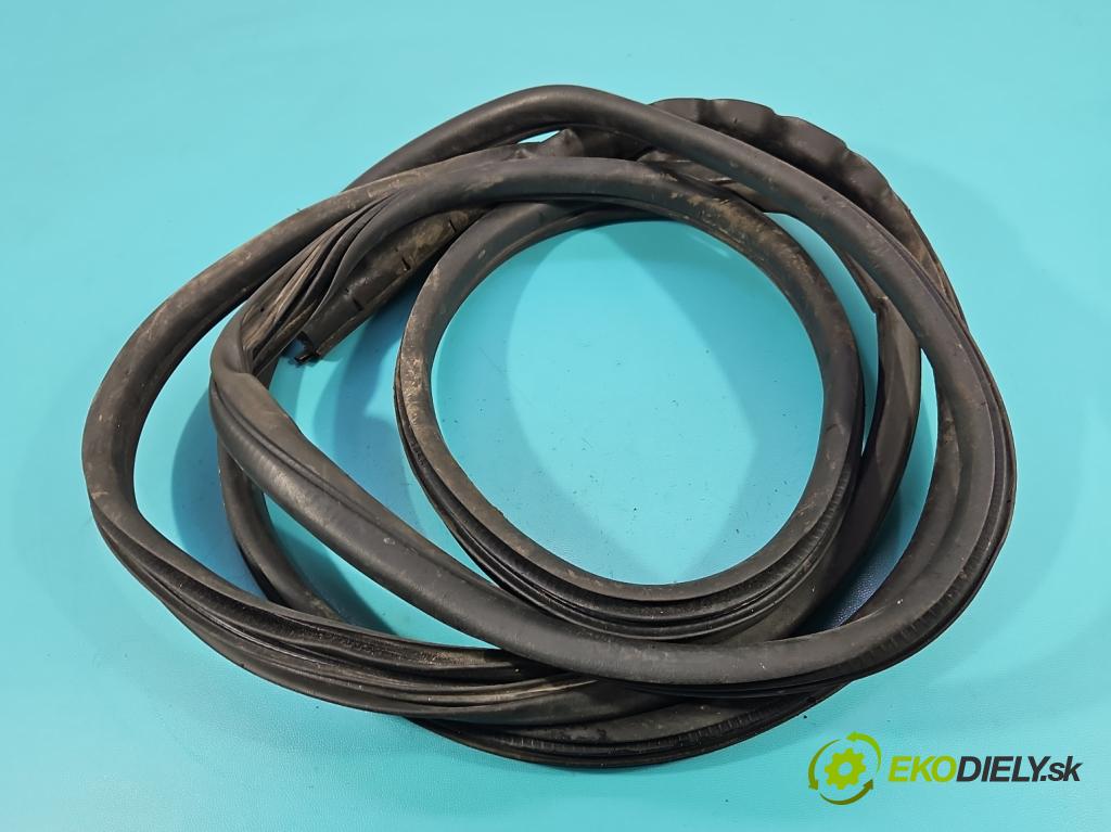 Renault Trafic III 2014 - 2.0 dci 120 HP manual 88 kW 1997 cm3 5- Těsnění: dvere zadné pravé  (Karoséria ostatné)