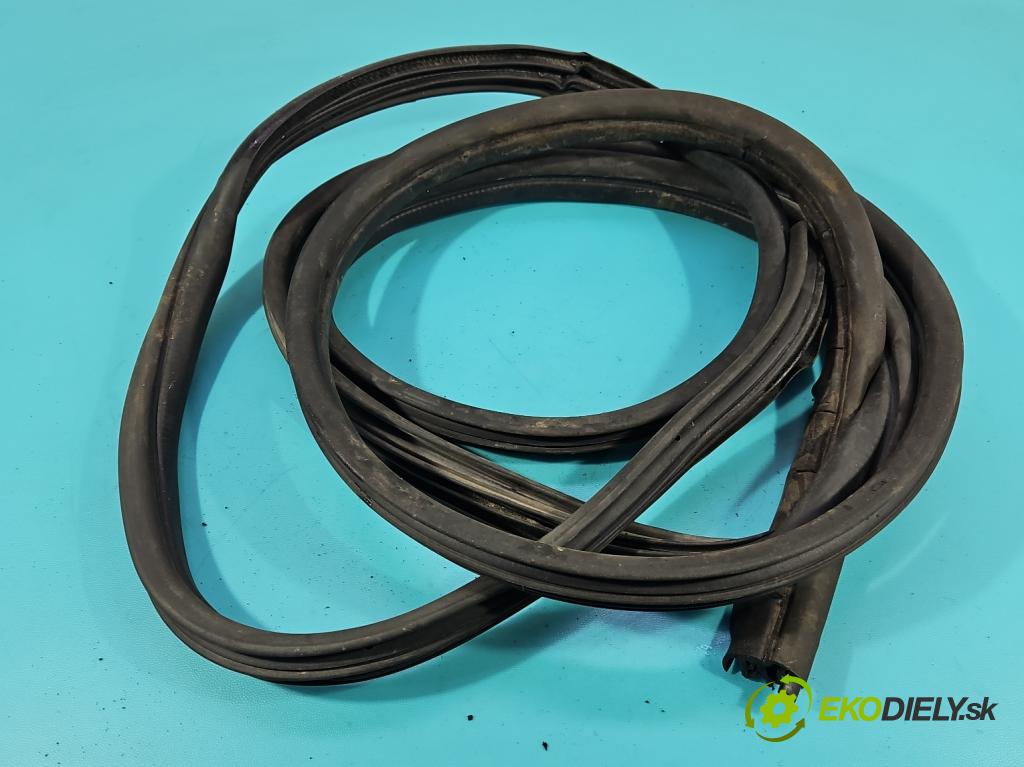 Renault Trafic III 2014 - 2.0 dci 120 HP manual 88 kW 1997 cm3 5- Těsnění: dvere zadné pravé  (Karoséria ostatné)