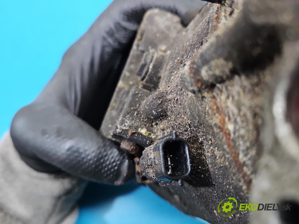 Renault Trafic III 2014 - 2.0 dci 120 HP manual 88 kW 1997 cm3 5- Kompresor: klimatizácie  (Kompresor klimatizácie)