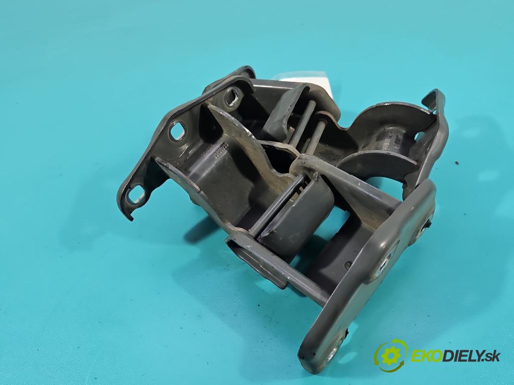 Renault Trafic III 2014 - 2.0 dci 120 HP manual 88 kW 1997 cm3 5- Závěs: dvere zadné pravý 904006707R