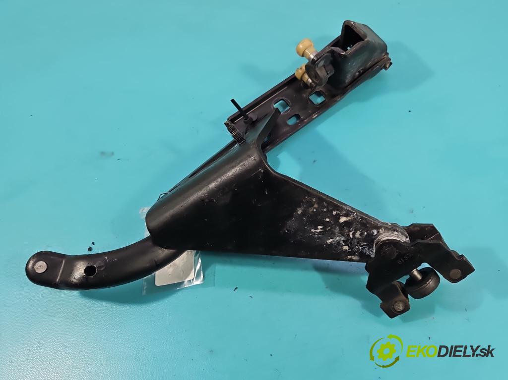 Renault Trafic III 2014 - 2.0 dci 120 HP manual 88 kW 1997 cm3 5- Rolka dvere 777645238R