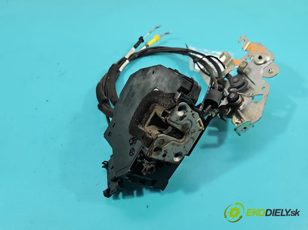 Renault Trafic III 2014 - 2.0 dci 120 HP manual 88 kW 1997 cm3 5- zámok zadné pravý 825027817R