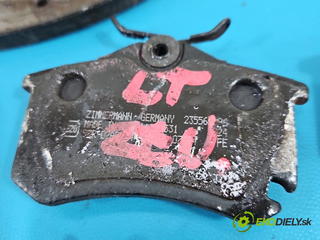 Skoda Octavia II 2004-2013 1.9 tdi (BXE) 105 hp manual 77 kW 1896 cm3 5- Štíty: posilovač zadní