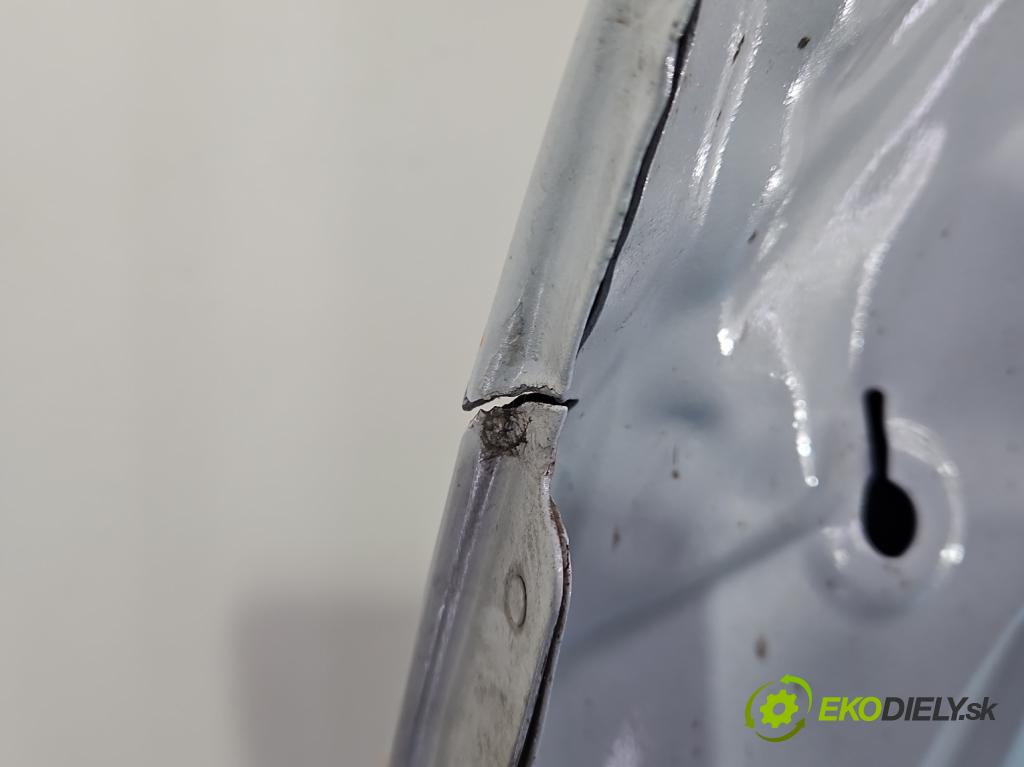 Jaguar XE X760 2015-2024 2.0d 179KM automatic 132 kW 1999 cm3 4- kapota přední