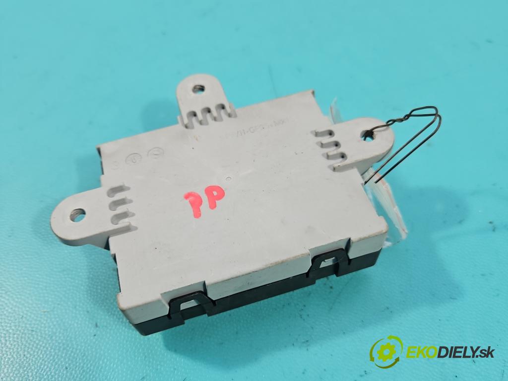 Jaguar XE X760 2015-2024 2.0d 179KM automatic 132 kW 1999 cm3 4- riadiaca jednotka ostatné FK72-14D617-BE