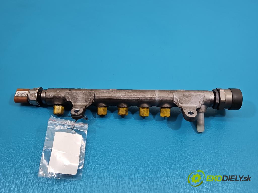 Seat Exeo 2.0 tdi 143 HP manual 105 kW 1968 cm3 5- lišta vstrekovacia 03L130089A (Vstrekovacia lišta)