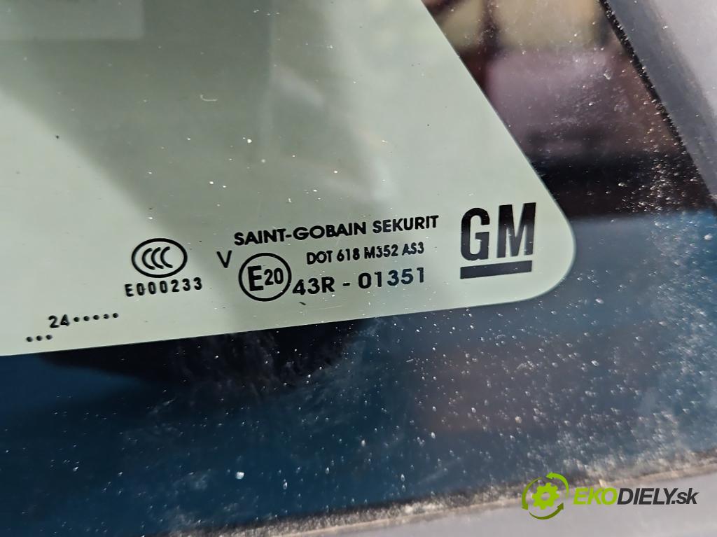 Opel Grandland 2017–2024 1.2 T 131 HP automatic 96 kW 1199 cm3 5- sklo zadné ľavé