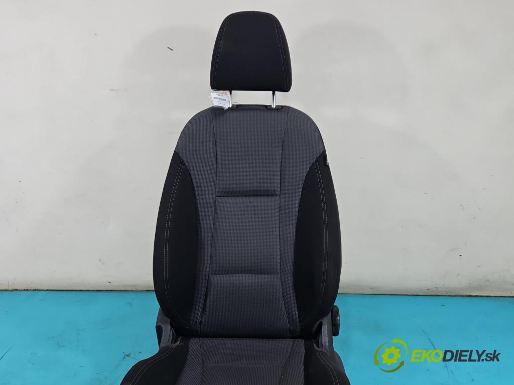 Hyundai I30 II 2012-2016 1.6 crdi 110 HP manual 81 kW 1582 cm3 5- Sedačka ľavý  (Sedadlo)