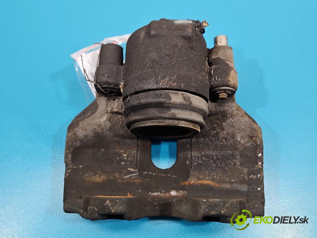 Seat Exeo 2.0 tdi 143 HP manual 105 kW 1968 cm3 5- brzdič predné ľavý  (Kľučka dverí ostatné)