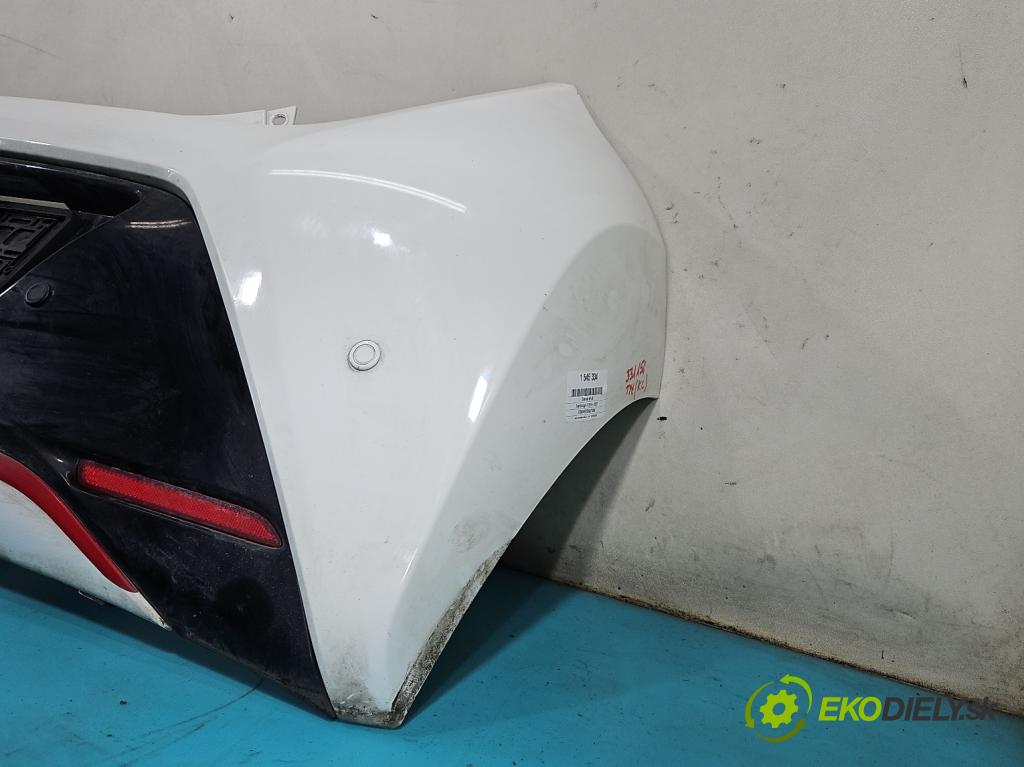 Toyota Aygo II 2014-2022 1.0 vvti 72 hp manual 53 kW 998 cm3 5- nárazník zadní  (Klika dveří ostatní)