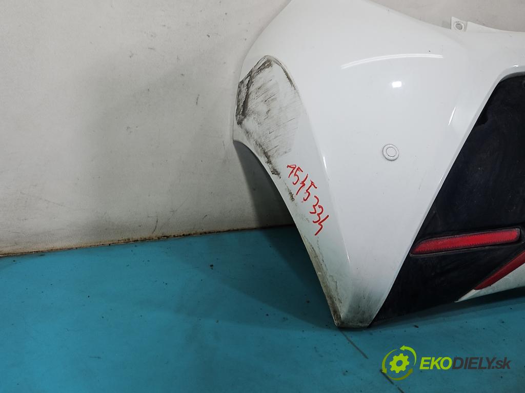 Toyota Aygo II 2014-2022 1.0 vvti 72 hp manual 53 kW 998 cm3 5- nárazník zadní  (Klika dveří ostatní)