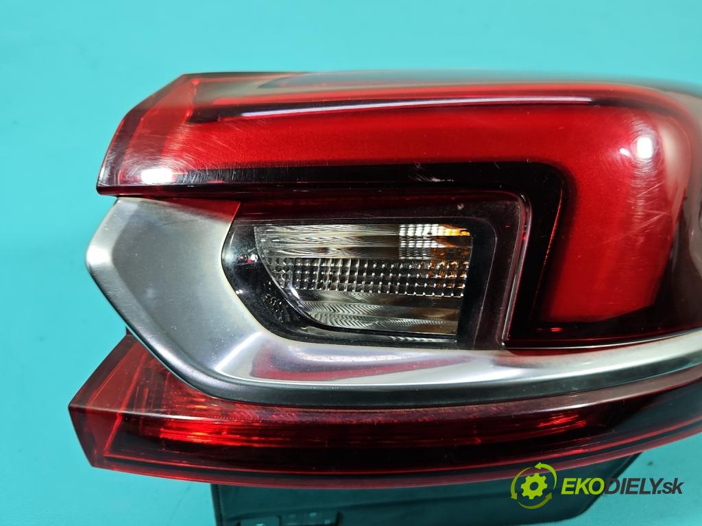 Opel Insignia B 2017-2022 2.0 cdti 209KM automatic 154 kW 1956 cm3 5- svetlo / reflektor zadné pravé 39099123 (Kľučka dverí ostatné)