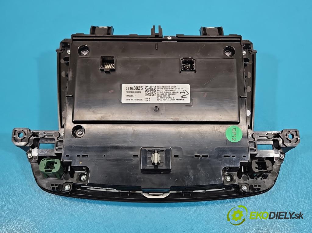 Opel Insignia B 2017-2022 2.0 cdti 209KM automatic 154 kW 1956 cm3 5- Zobrazit: 39163925 (Prístrojová doska)