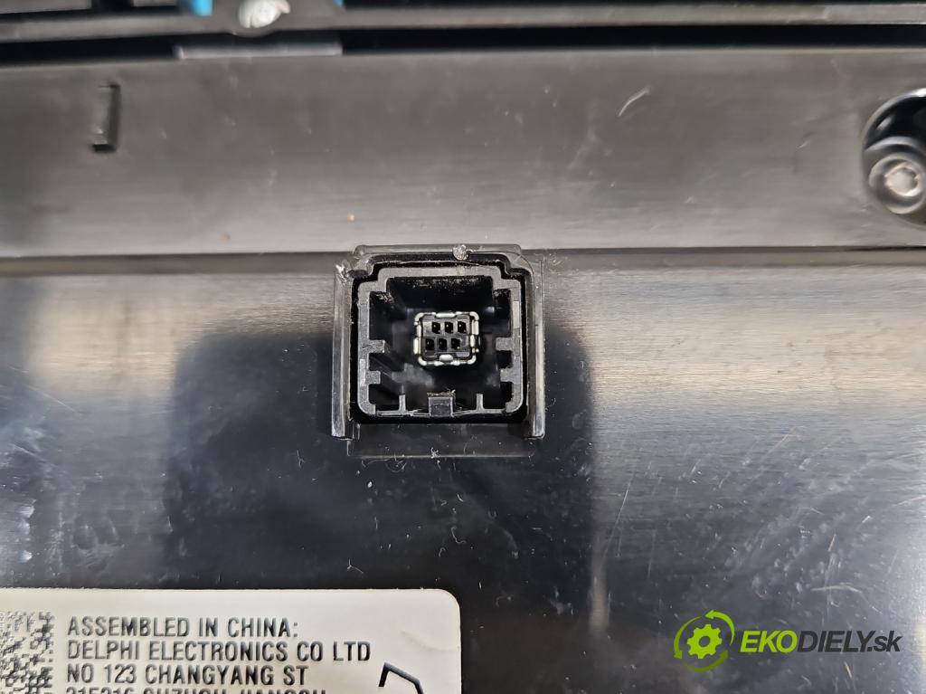 Opel Insignia B 2017-2022 2.0 cdti 209KM automatic 154 kW 1956 cm3 5- Zobrazit: 39163925 (Prístrojová doska)