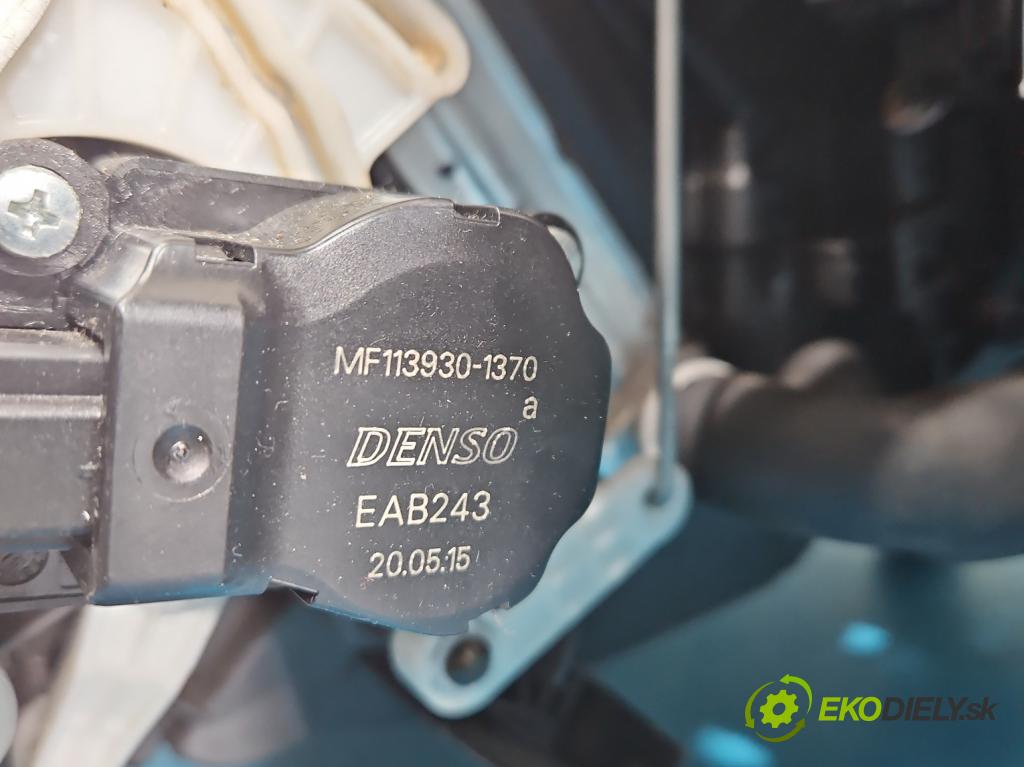 Jaguar XE X760 2015-2024 2.0d 179KM automatic 132 kW 1999 cm3 4- radiátor GX73-19B555-D (Radiátor topení)