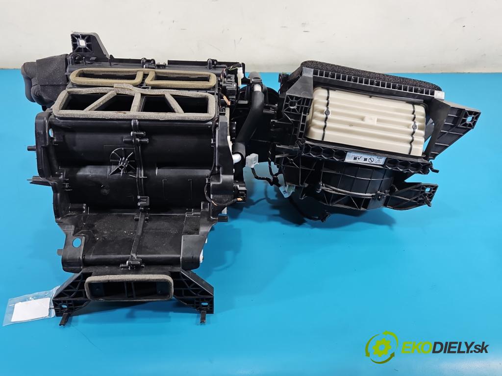 Jaguar XE X760 2015-2024 2.0d 179KM automatic 132 kW 1999 cm3 4- radiátor GX73-19B555-D (Radiátor topení)