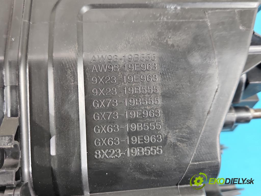 Jaguar XE X760 2015-2024 2.0d 179KM automatic 132 kW 1999 cm3 4- radiátor GX73-19B555-D (Radiátor topení)