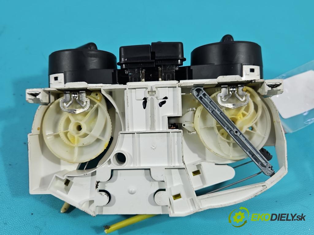 Vw New Beetle 1998-2010 2.0 8V 116 HP manual 85 kW 1984 cm3 3- panel kúrenia 1C0820045D