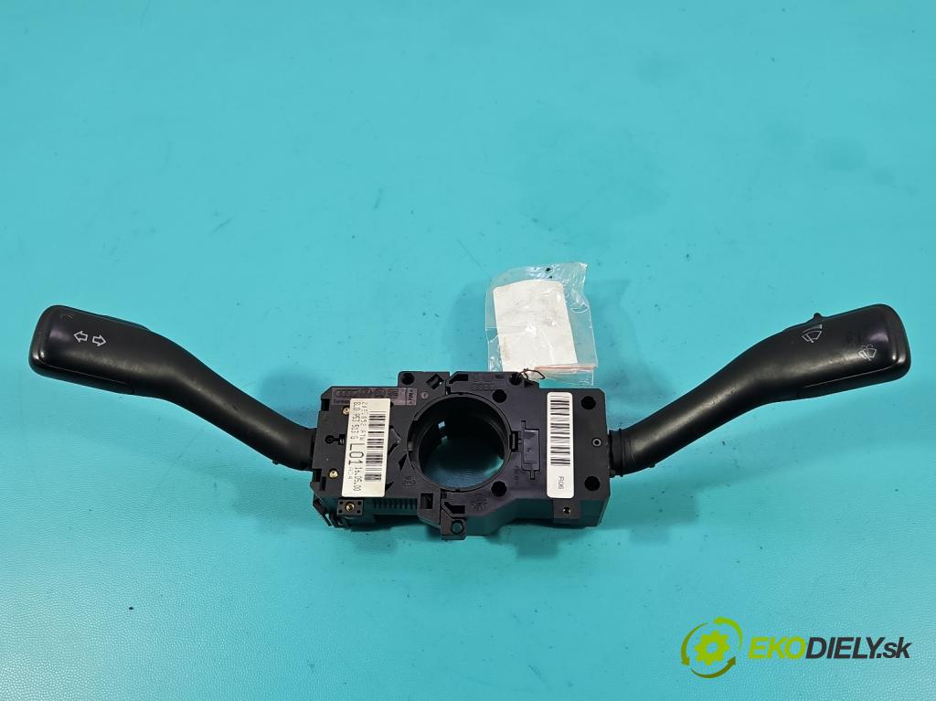 Vw New Beetle 1998-2010 2.0 8V 116 HP manual 85 kW 1984 cm3 3- prepínač komplex: 4B0953503E (Prepínacie páčky pod volantom)