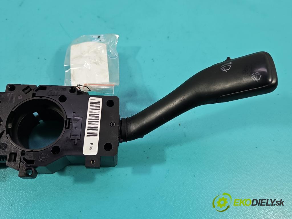 Vw New Beetle 1998-2010 2.0 8V 116 HP manual 85 kW 1984 cm3 3- prepínač komplex: 4B0953503E (Prepínacie páčky pod volantom)