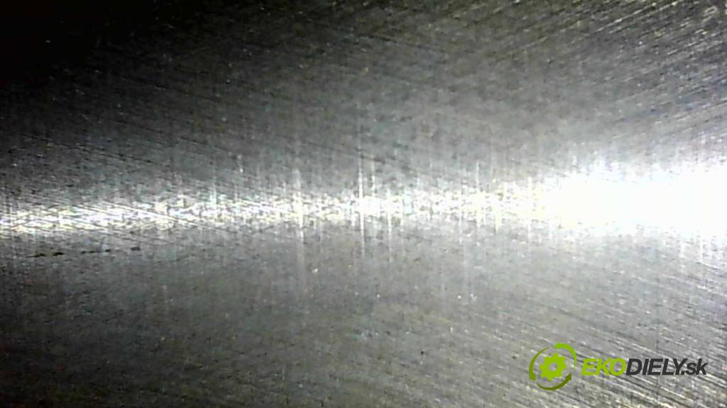 Toyota Yaris I 1999-2005 1.0 vvti 65 hp manual 48 kW 998 cm3 3- motor benzín 1SZ