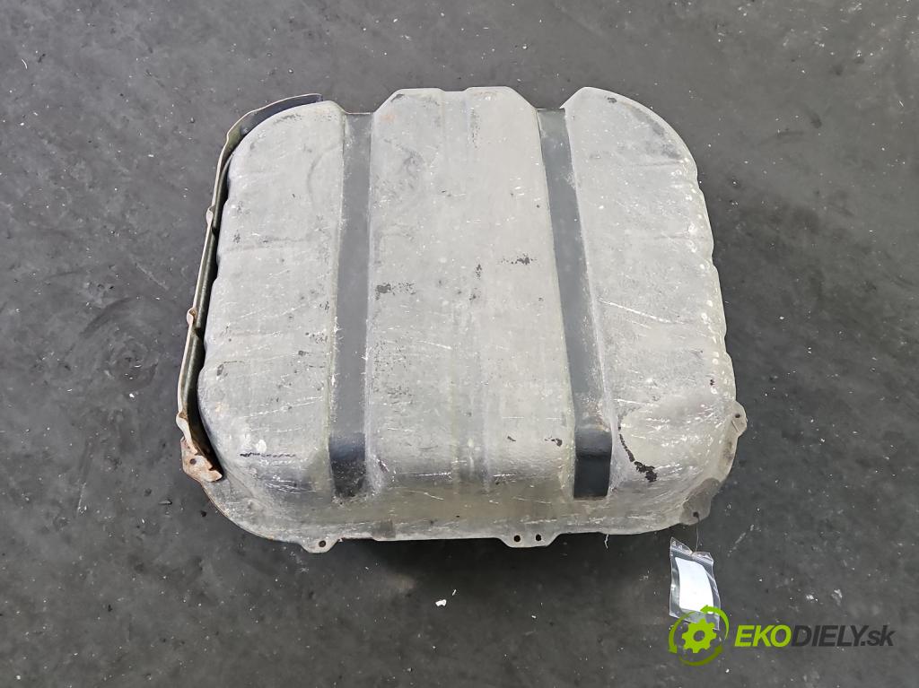 Hyundai I30 II 2012-2016 1.6 crdi 110 HP manual 81 kW 1582 cm3 5- Nádrž: palivo  (Palivová nádrž)