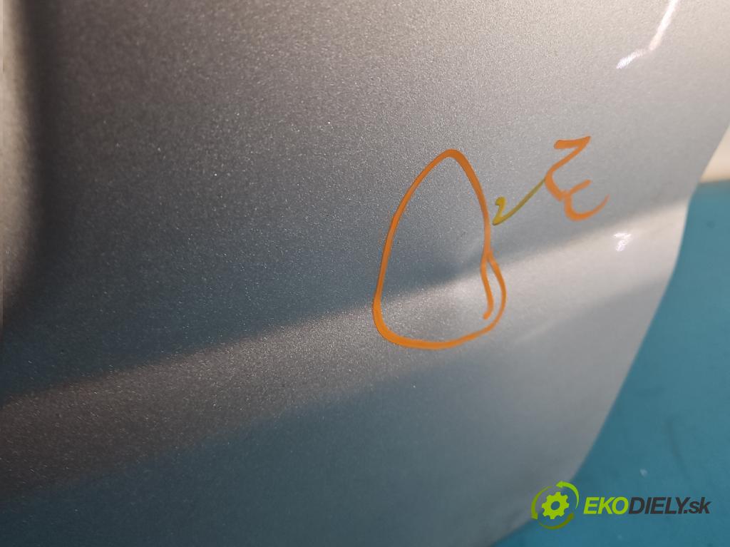 Vw Touran I 2003-2015 2.0 tdi 170 hp automatic 125 kW 1968 cm3 5- zadní kufrové dveře  (Zadní kapota (kufr))