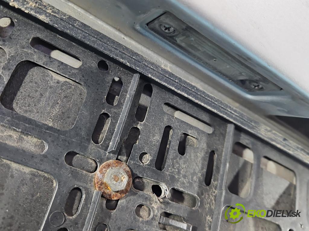 Vw Touran I 2003-2015 2.0 tdi 170 hp automatic 125 kW 1968 cm3 5- zadní kufrové dveře  (Zadní kapota (kufr))