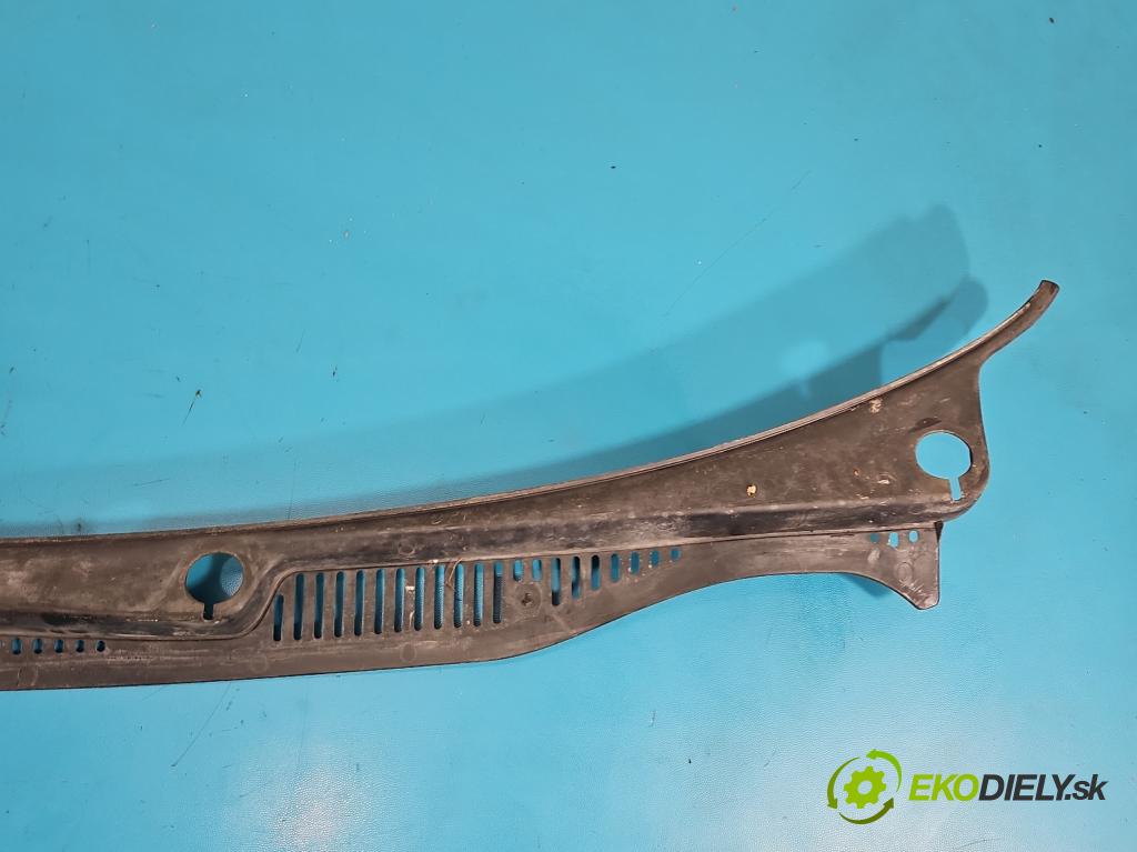 Vw Touran I 2003-2015 2.0 tdi 170 HP automatic 125 kW 1968 cm3 5- torpédo 2K0819403 (Torpédo (plast pod čelným sklom))