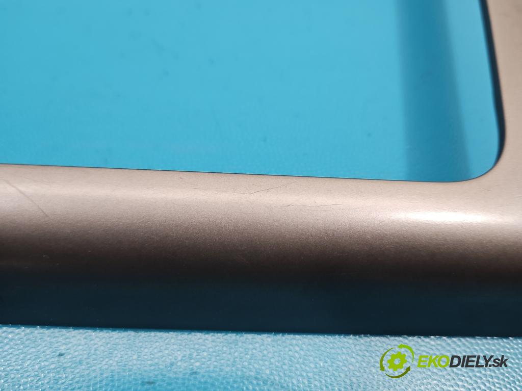 Vw Touran I 2003-2015 2.0 tdi 170 HP automatic 125 kW 1968 cm3 5- Rám: rádio: 1T0858071L