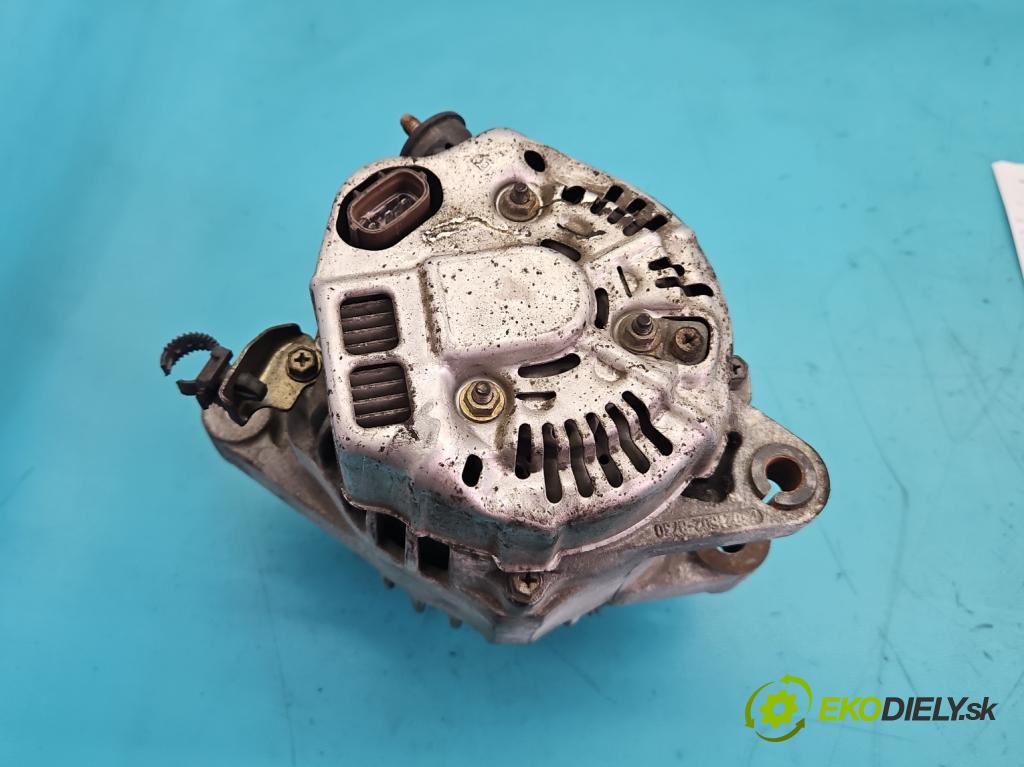 Toyota Yaris I 1999-2005 1.0 vvti 65 HP manual 48 kW 998 cm3 3- Alternator 27060-0J030 (Alternátor)