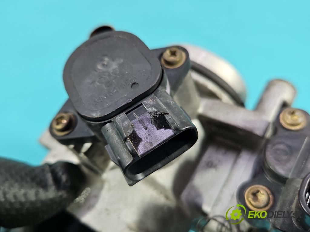 Toyota Yaris I 1999-2005 1.0 vvti 65 HP manual 48 kW 998 cm3 3- klapka 22210-0J010 (Škrtiaca klapka)