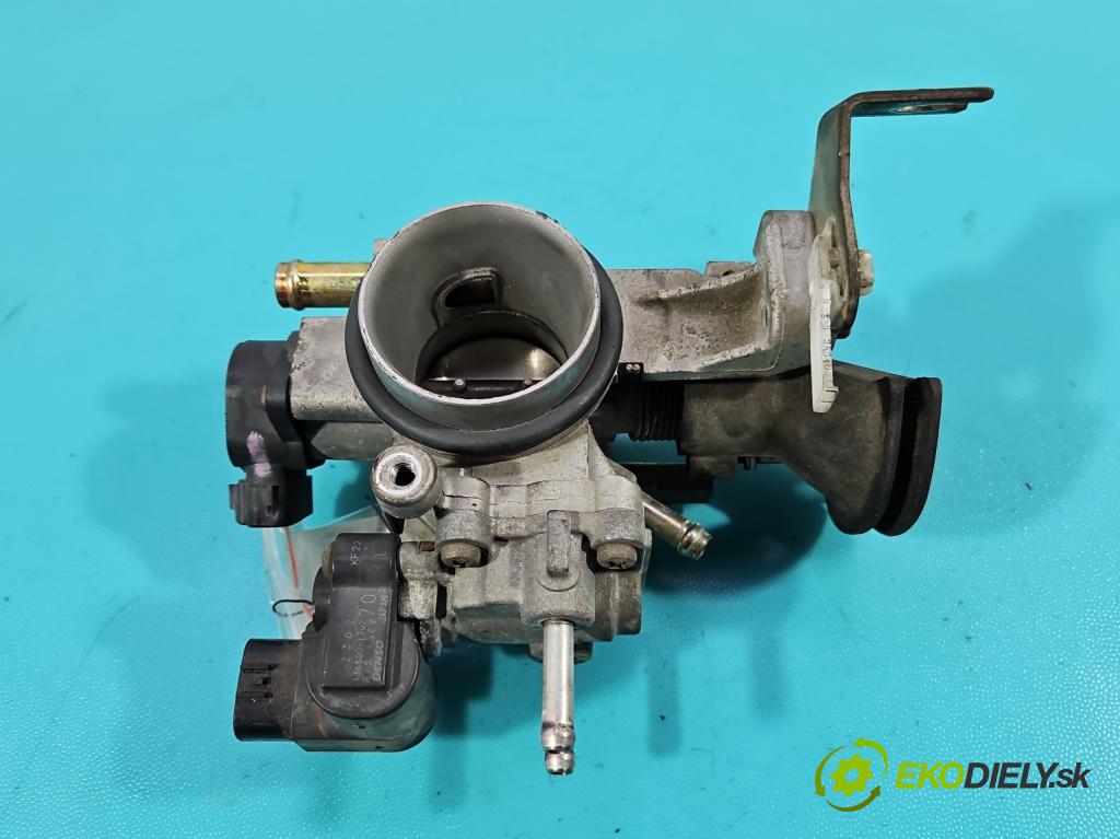 Toyota Yaris I 1999-2005 1.0 vvti 65 HP manual 48 kW 998 cm3 3- klapka 22210-0J010 (Škrtiaca klapka)