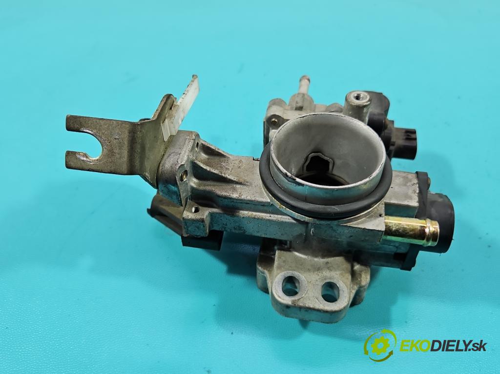 Toyota Yaris I 1999-2005 1.0 vvti 65 HP manual 48 kW 998 cm3 3- klapka 22210-0J010 (Škrtiaca klapka)