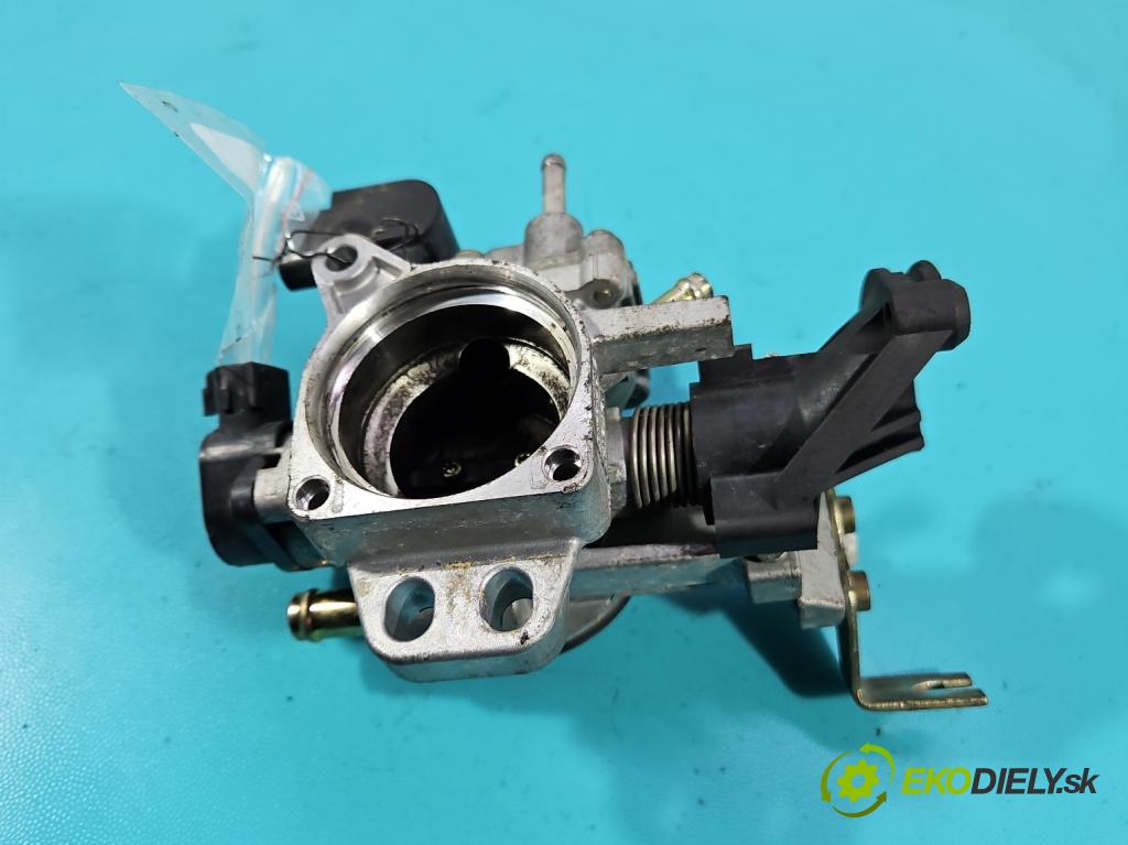 Toyota Yaris I 1999-2005 1.0 vvti 65 HP manual 48 kW 998 cm3 3- klapka 22210-0J010 (Škrtiaca klapka)