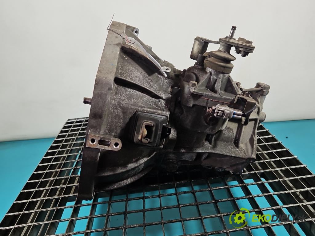 Toyota Yaris I 1999-2005 1.0 vvti 65 HP manual 48 kW 998 cm3 3- prevodovka stupeň,rýchlosť manual