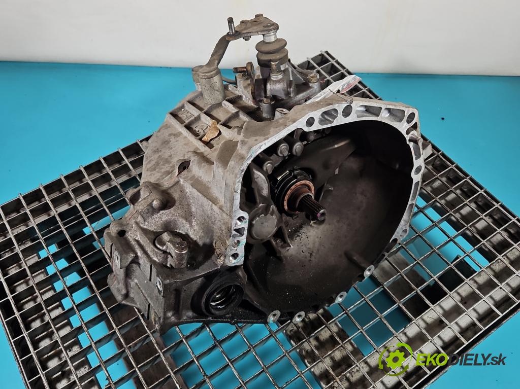 Toyota Yaris I 1999-2005 1.0 vvti 65 HP manual 48 kW 998 cm3 3- prevodovka stupeň,rýchlosť manual 