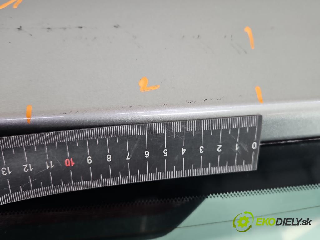 Toyota Yaris I 1999-2005 1.0 vvti 65 hp manual 48 kW 998 cm3 3- zadní kufrové dveře  (Zadní kapota (kufr))