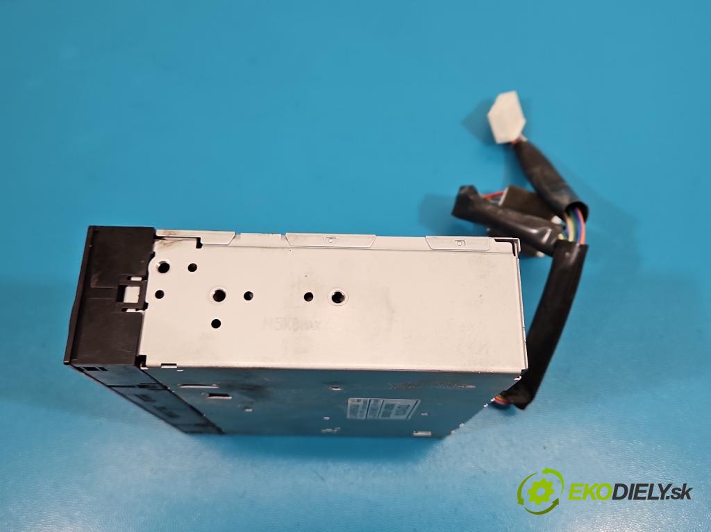 Toyota Yaris I 1999-2005 1.0 vvti 65 HP manual 48 kW 998 cm3 3- Menič: cd 08601-00906 (CD menič)