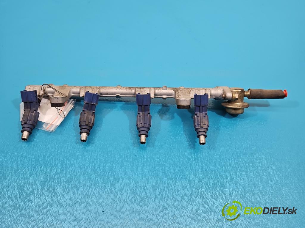 Toyota Yaris I 1999-2005 1.0 vvti 65 HP manual 48 kW 998 cm3 3- vstrek 0280156067 (Vstrekovač paliva)