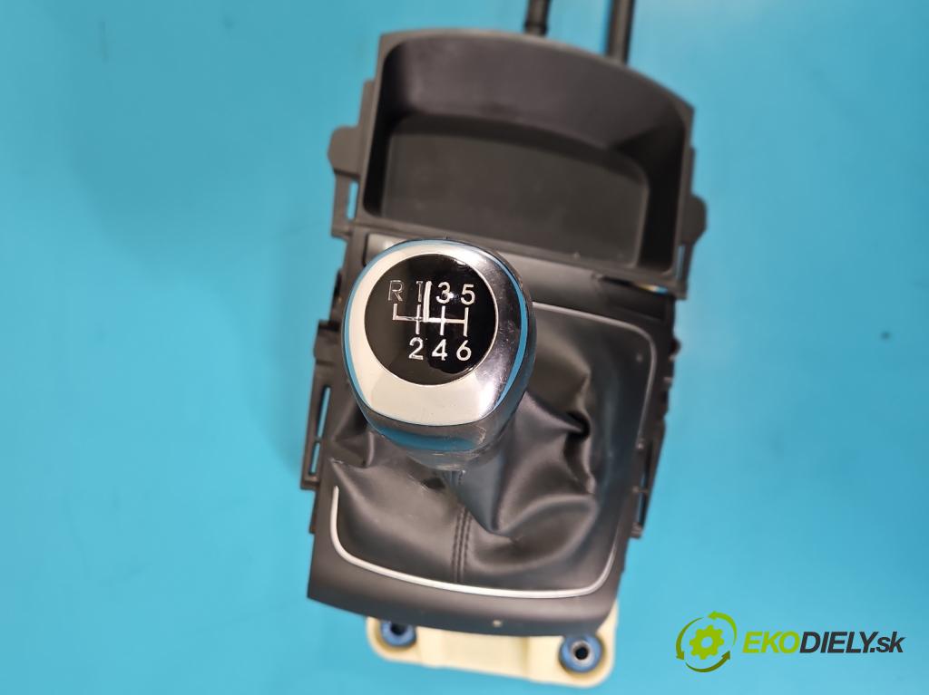 Hyundai I30 II 2012-2016 1.6 crdi 110 HP manual 81 kW 1582 cm3 5- Páka: Změny: stupeň,rýchlosť  (Rýchlostná páka (kulisa))